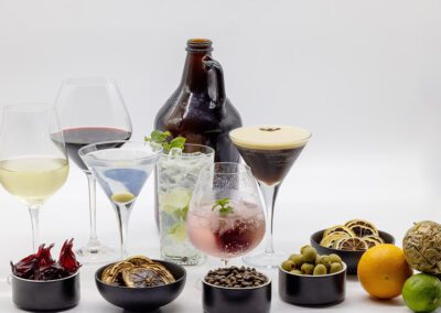 drinks-glassware-bar-setup